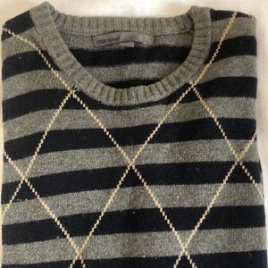 Old Navy Sweater